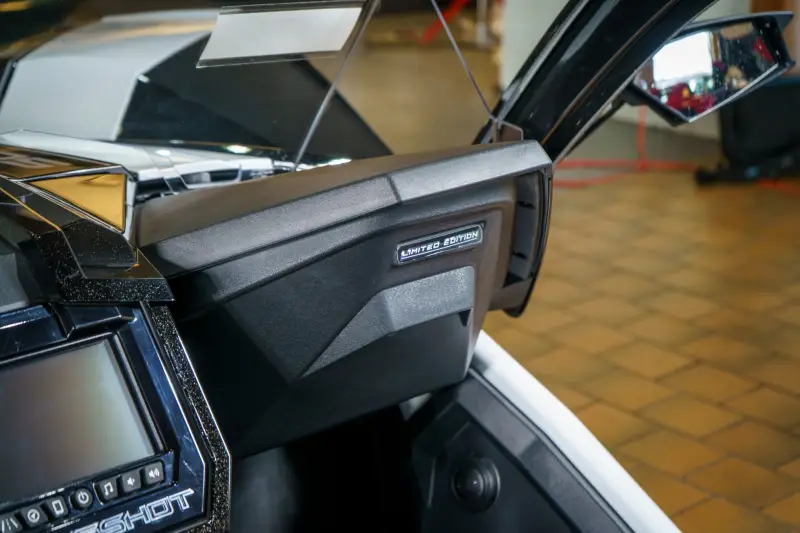 2019 Polaris Slingshot Grand Touring photo 89