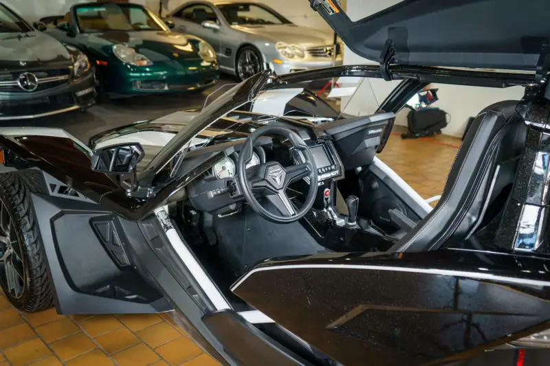 2019 Polaris Slingshot Grand Touring photo 78