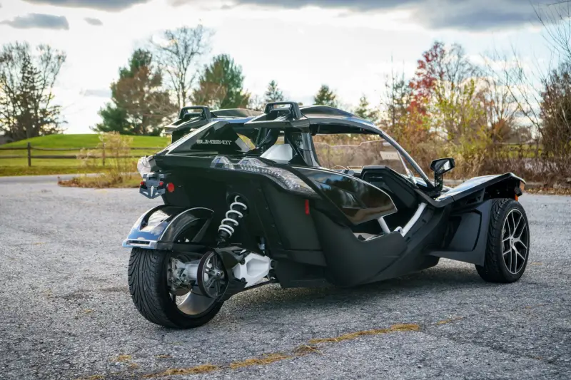 2019 Polaris Slingshot Grand Touring photo 58