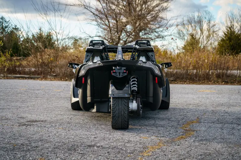 2019 Polaris Slingshot Grand Touring photo 12