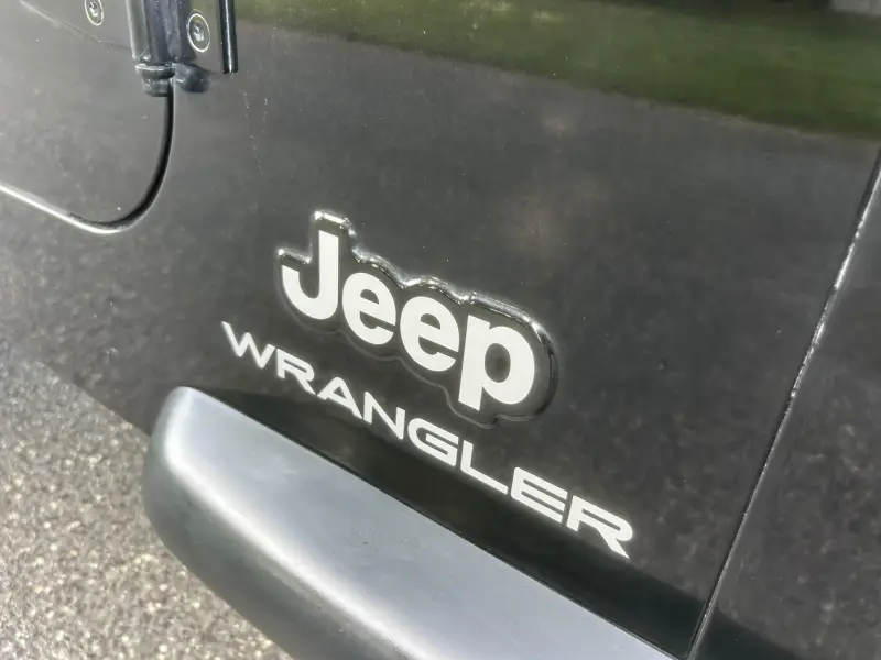 2004 Jeep Wrangler X photo 18