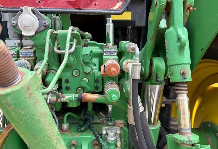 2008 John Deere 7130 photo 25