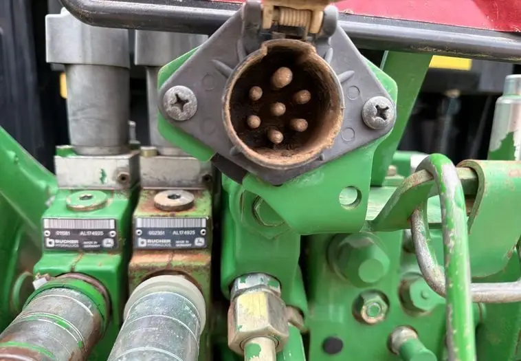 2008 John Deere 7130 photo 26