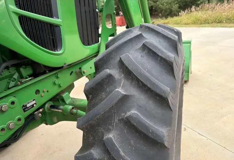 2008 John Deere 7130 photo 56