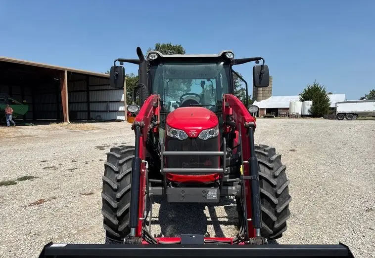 2019 Massey Ferguson 4710 photo 14