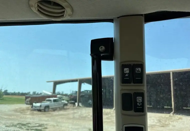 2019 Massey Ferguson 4710 photo 36
