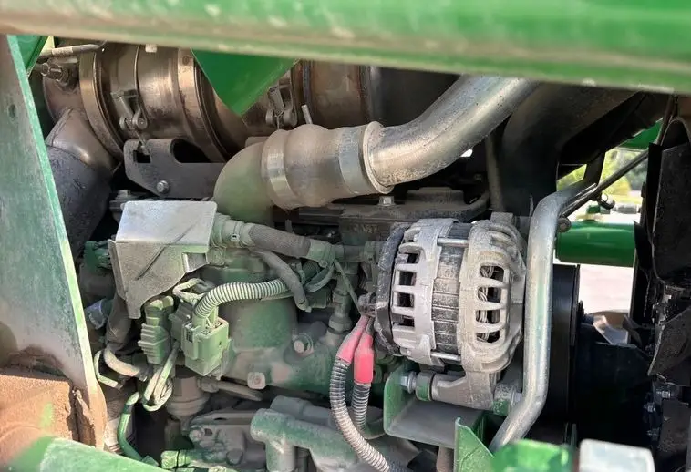 2023 John Deere 6135E photo 60