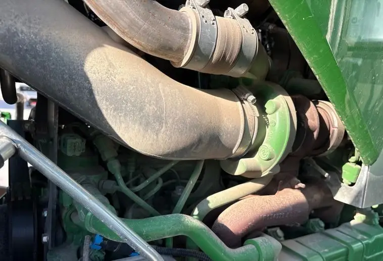 2023 John Deere 6135E photo 56