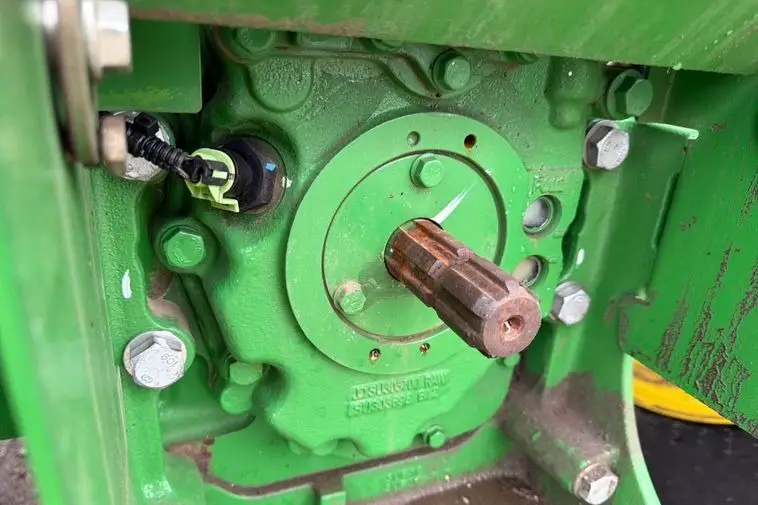 2025 John Deere 5090E photo 25