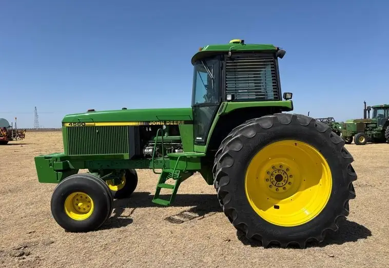 1993 John Deere 4560 photo 8