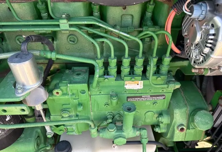1993 John Deere 4560 photo 43