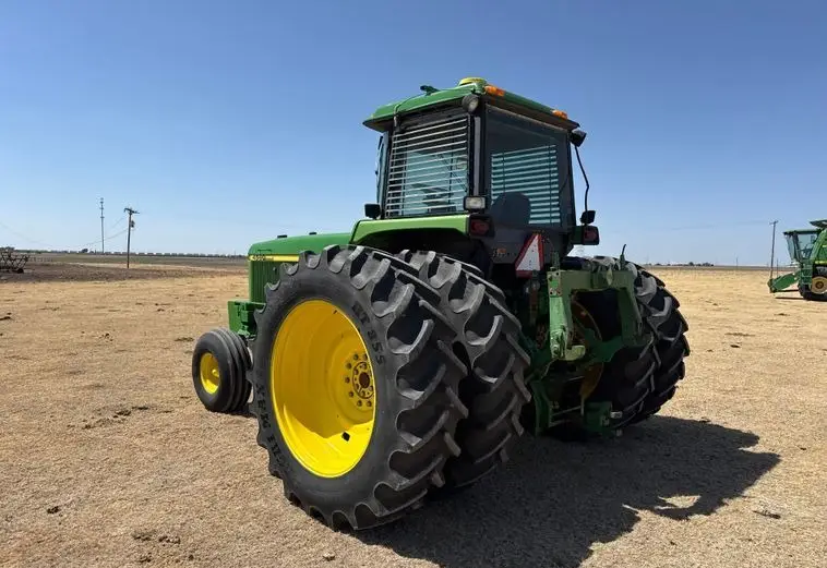 1993 John Deere 4560 photo 7