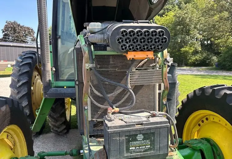 2011 John Deere 7330 photo 31