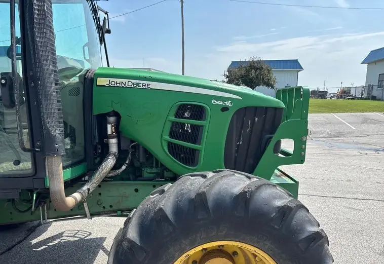 2010 John Deere 6430 photo 15