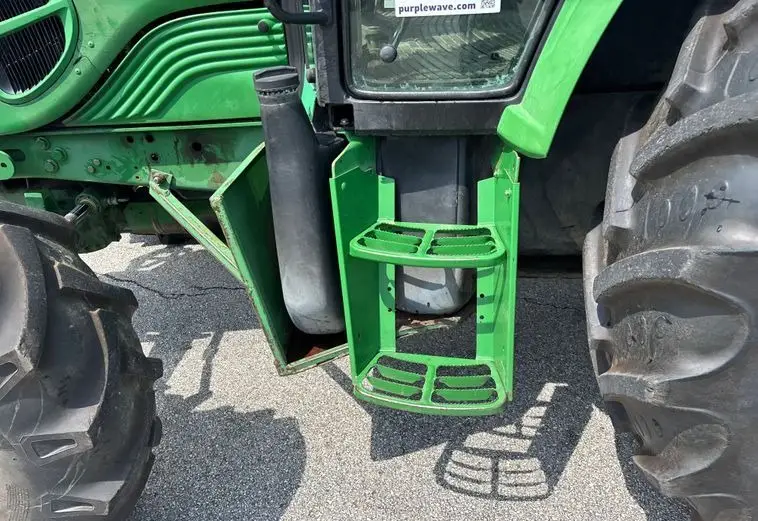 2010 John Deere 6430 photo 31