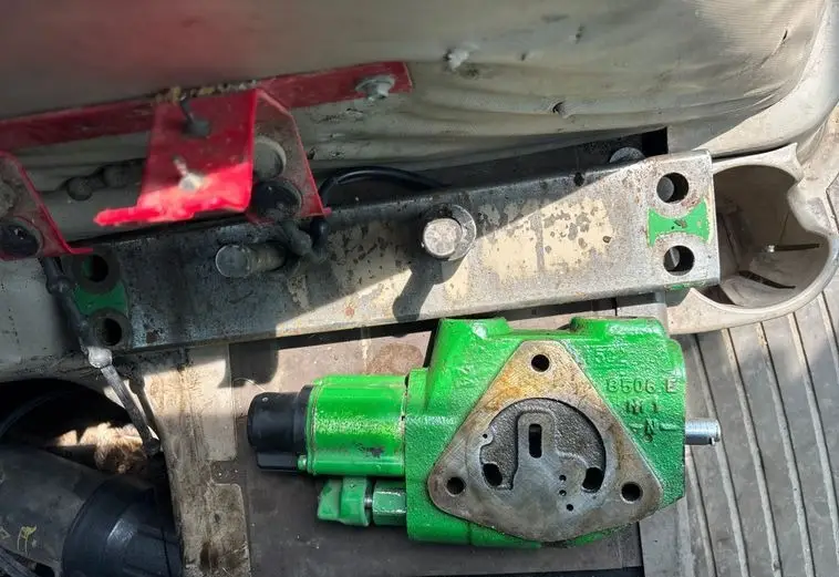 2010 John Deere 6430 photo 52
