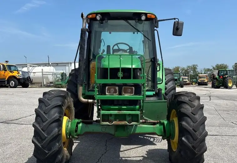 2010 John Deere 6430 photo 2
