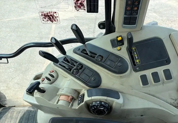 2013 Massey Ferguson 7619 photo 23
