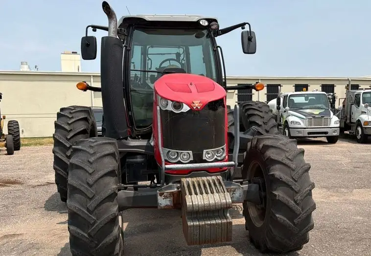2013 Massey Ferguson 7619 photo 2