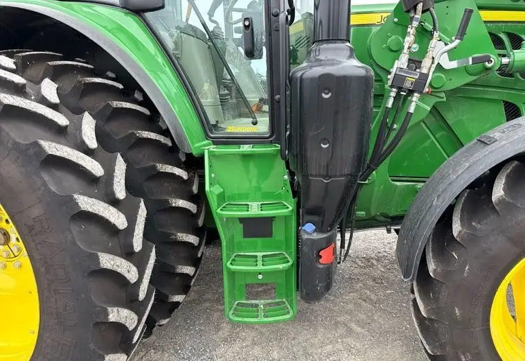 2022 John Deere 6155M photo 27