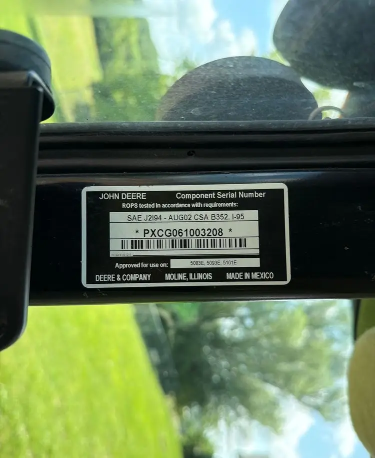 2013 John Deere 5101E photo 65