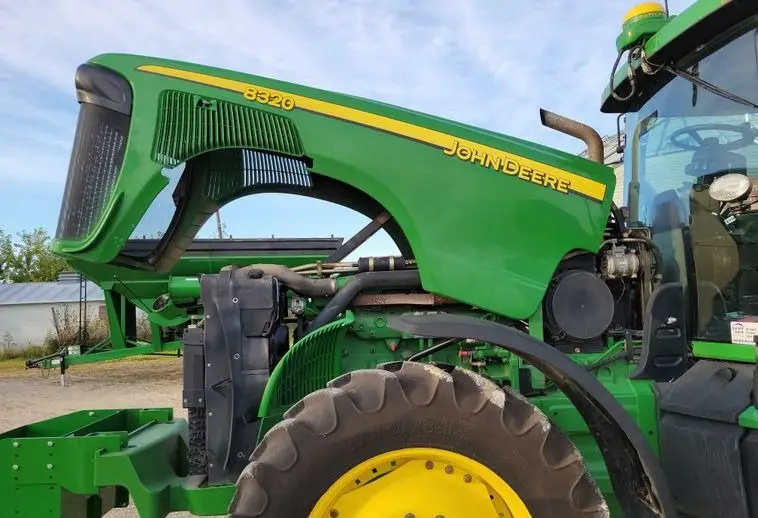 2002 John Deere 8320 photo 54