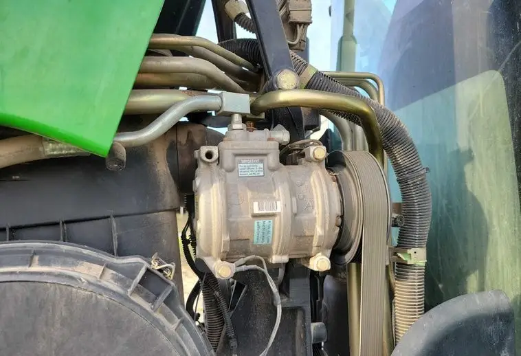 2002 John Deere 8320 photo 63