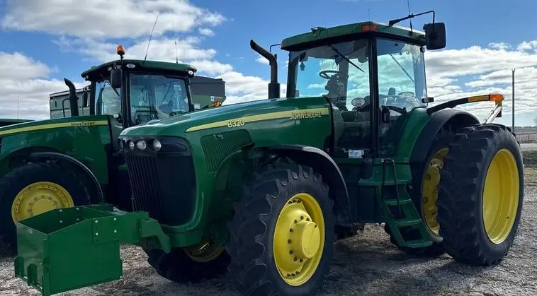 2002 John Deere 8320 photo 89