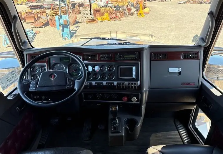 2008 Kenworth T800 photo 46