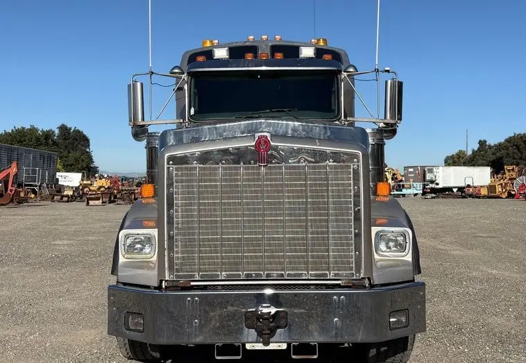 2008 Kenworth T800 photo 2