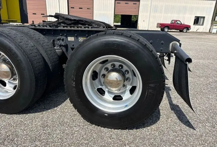 2019 Kenworth T680 photo 93