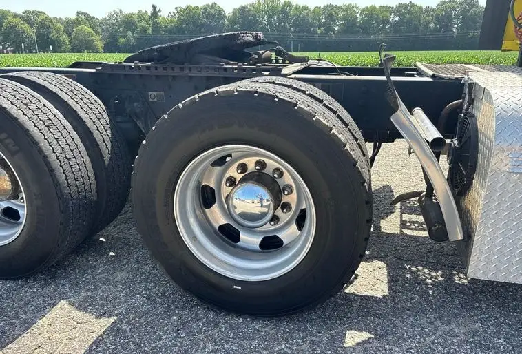 2019 Kenworth T680 photo 89