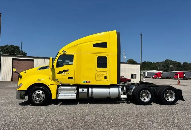 2019 Kenworth T680 photo 8