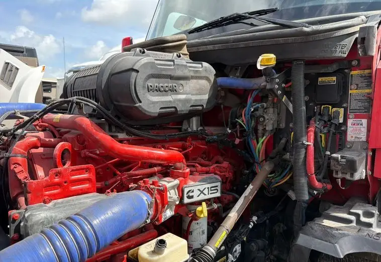 2023 Kenworth T680 photo 57