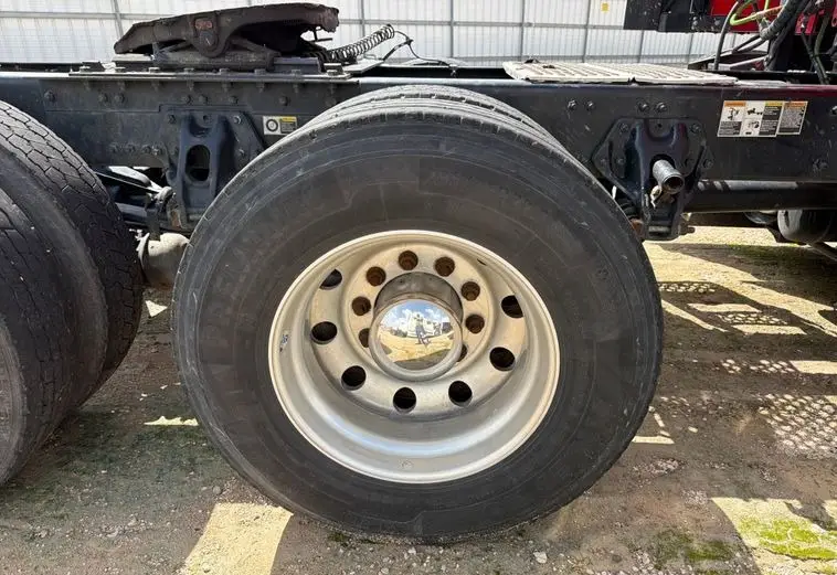 2023 Kenworth T680 photo 78