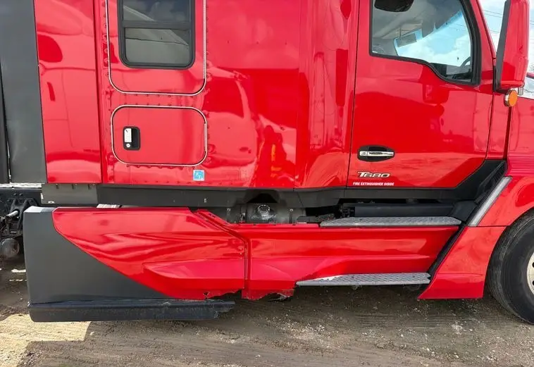 2023 Kenworth T680 photo 14