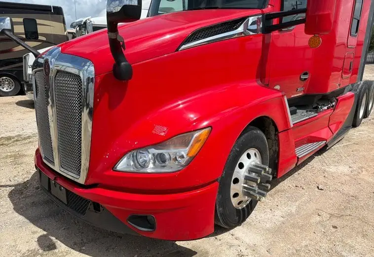 2023 Kenworth T680 photo 11