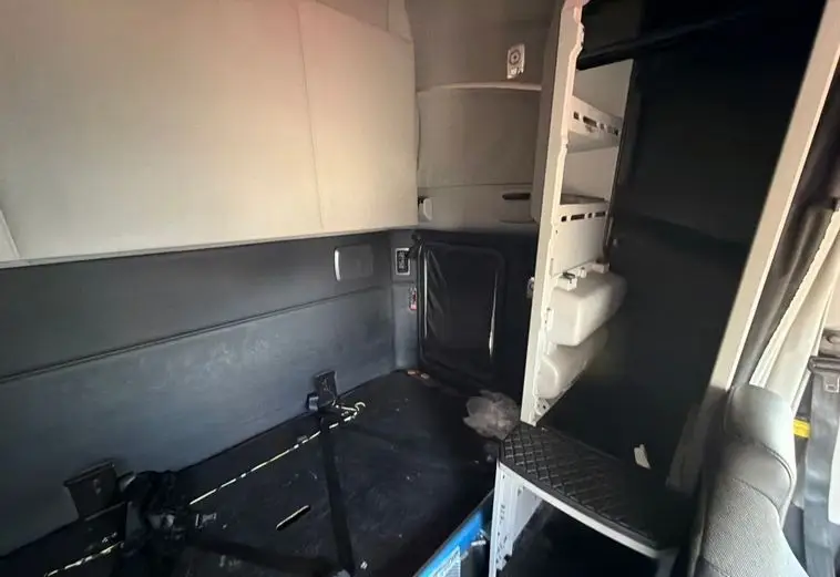 2023 Kenworth T680 photo 46