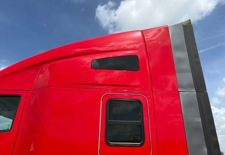 2023 Kenworth T680 photo 10