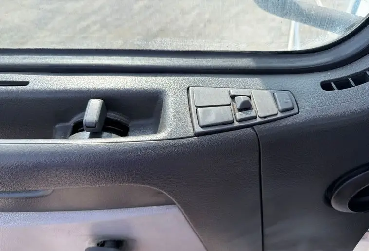 2008 Volvo VNL photo 22