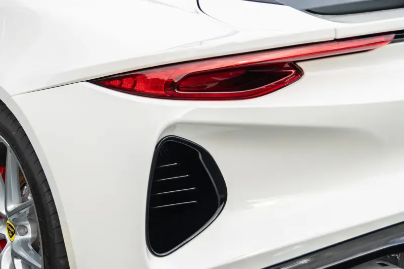 2024 Lotus Emira V6 First Edition photo 21