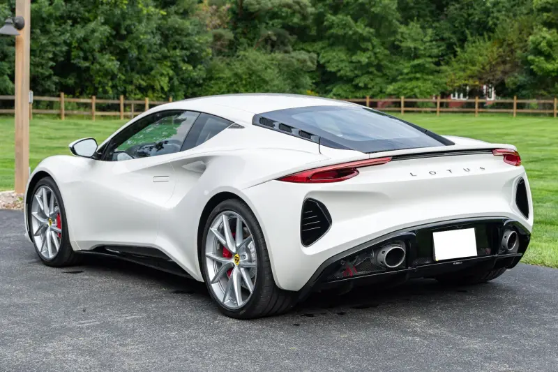 2024 Lotus Emira V6 First Edition photo 6