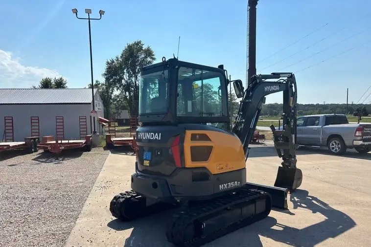 2024 Hyundai HX35Az photo 5