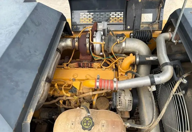 2017 John Deere 210G photo 53