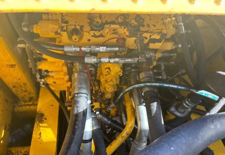 2017 Komatsu PC210LC-11 photo 54