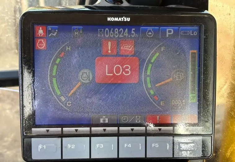 2017 Komatsu PC210LC-11 photo 72