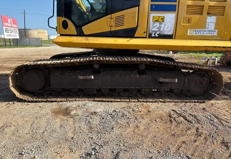 2017 Komatsu PC210LC-11 photo 83