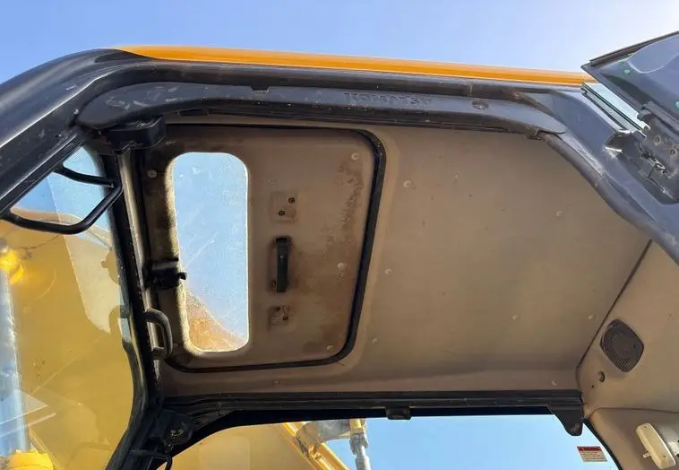 2017 Komatsu PC210LC-11 photo 66