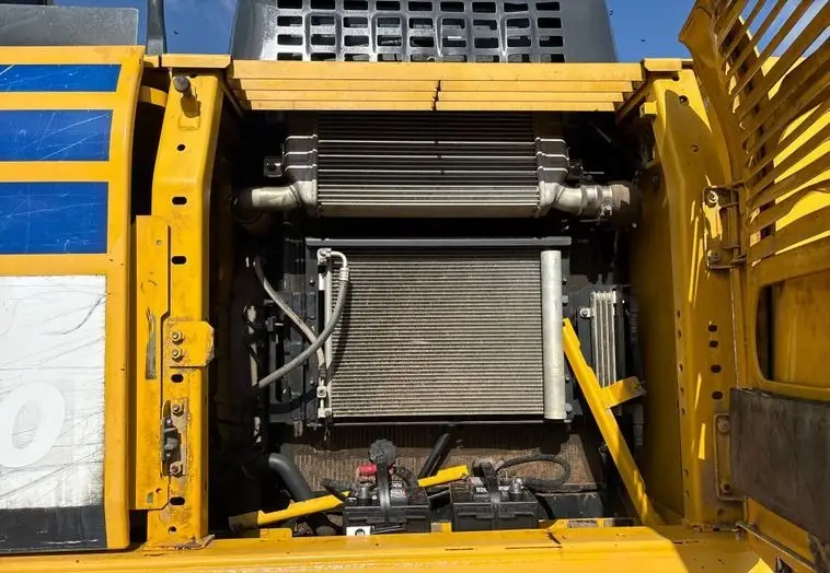 2017 Komatsu PC210LC-11 photo 48