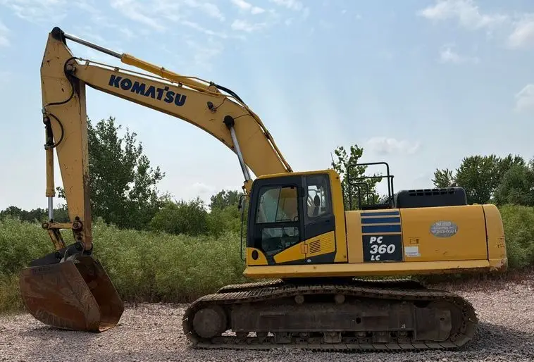 2014 Komatsu PC360LC-10 photo 8